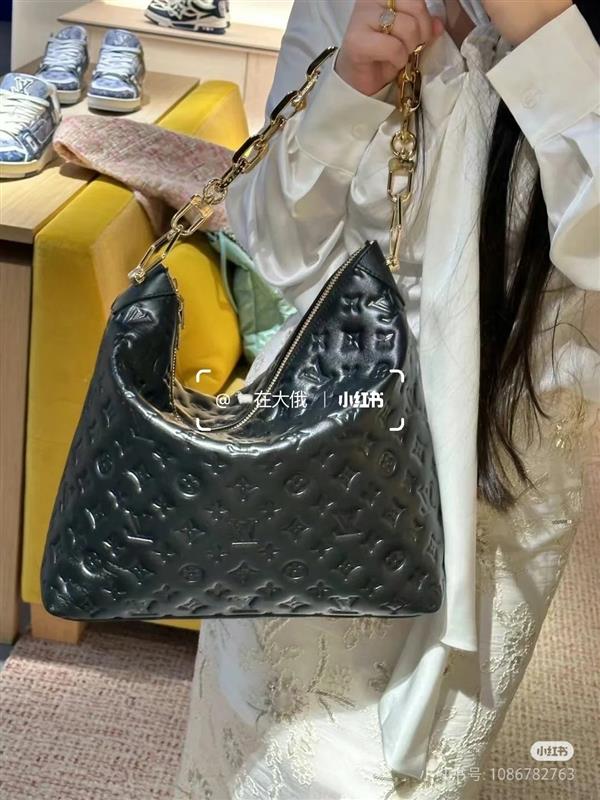 2026122194240926 120